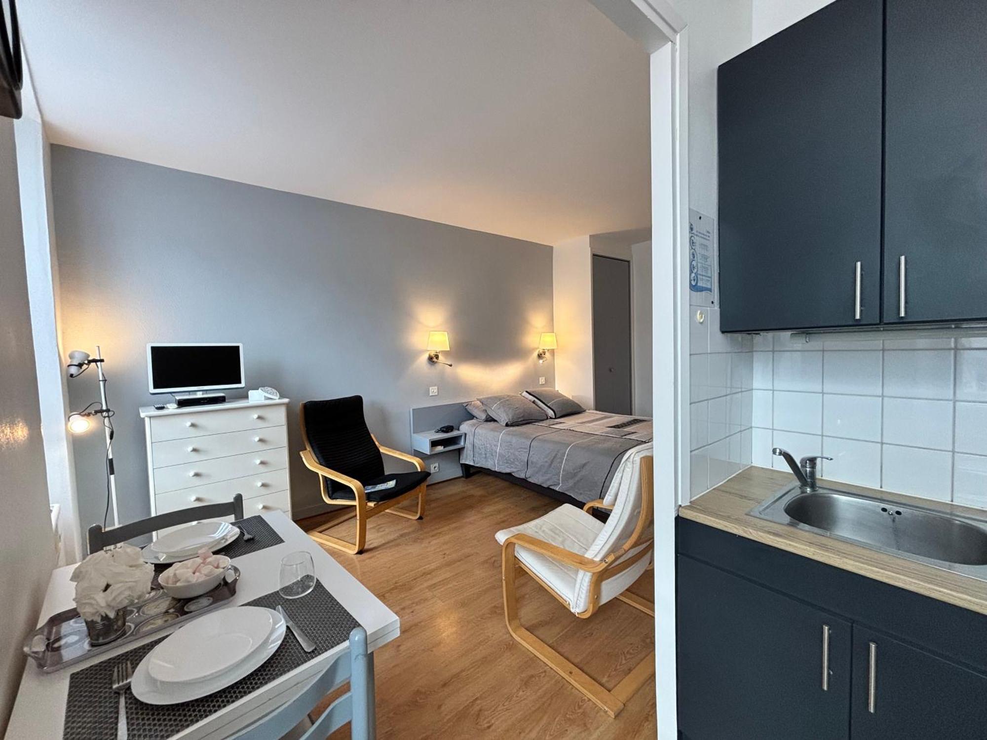 Le Sancy - Studio - 1 Lit - 2 Pers - Clim Chatel-Guyon Exterior photo